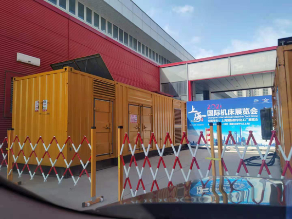 太仓发电车出租-发电机无电压或电压太低怎么办？